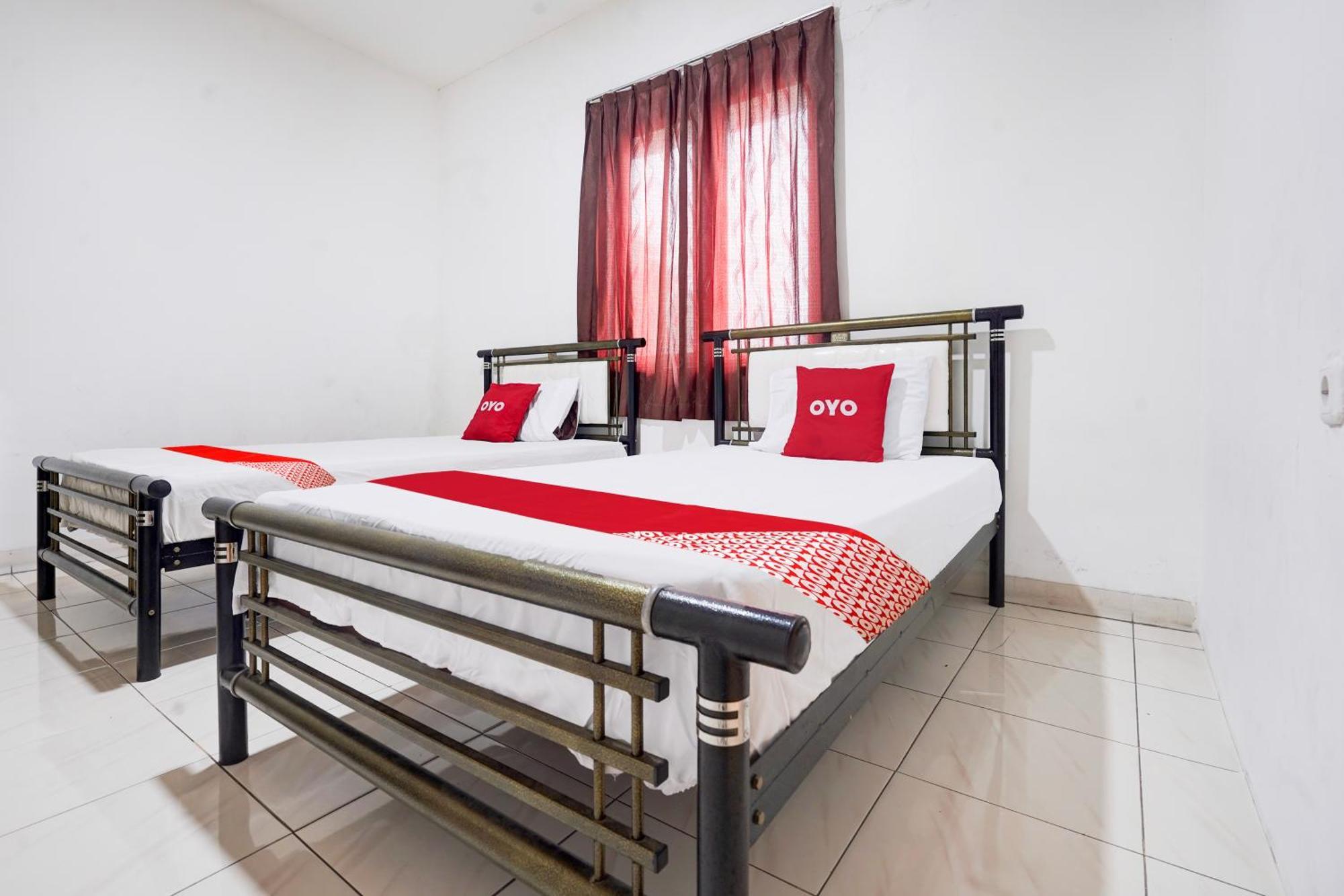 Hotel O Rappocini Near Rsia Paramount Makassar Kültér fotó